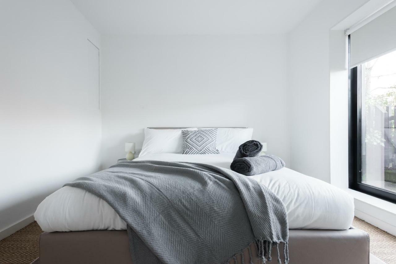 The Cliffside Loft - Distinctly Modern 3 Bdr Riverside Home Бат Экстерьер фото